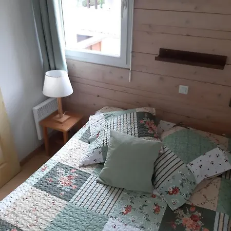 Le 102, T3 Pour 5 Personnes, Vue Montagne, Classe 2 Etoiles Nf, Parking, Piscine En Ete Apartment Bagnères-de-Luchon